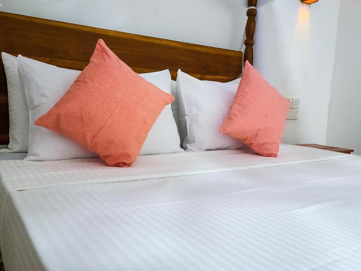 Woodholic Homestay Sigiriya Eksteriør billede