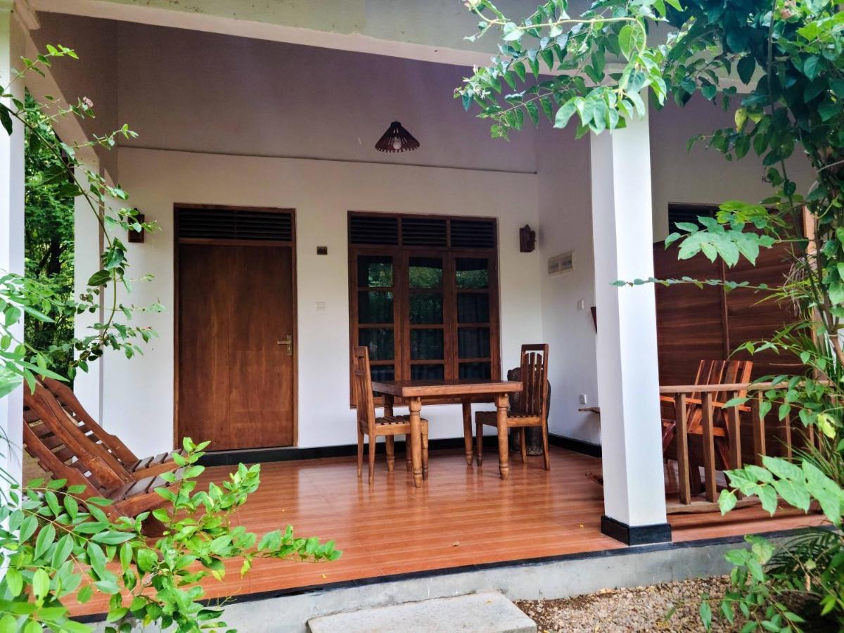 Woodholic Homestay Sigiriya Eksteriør billede